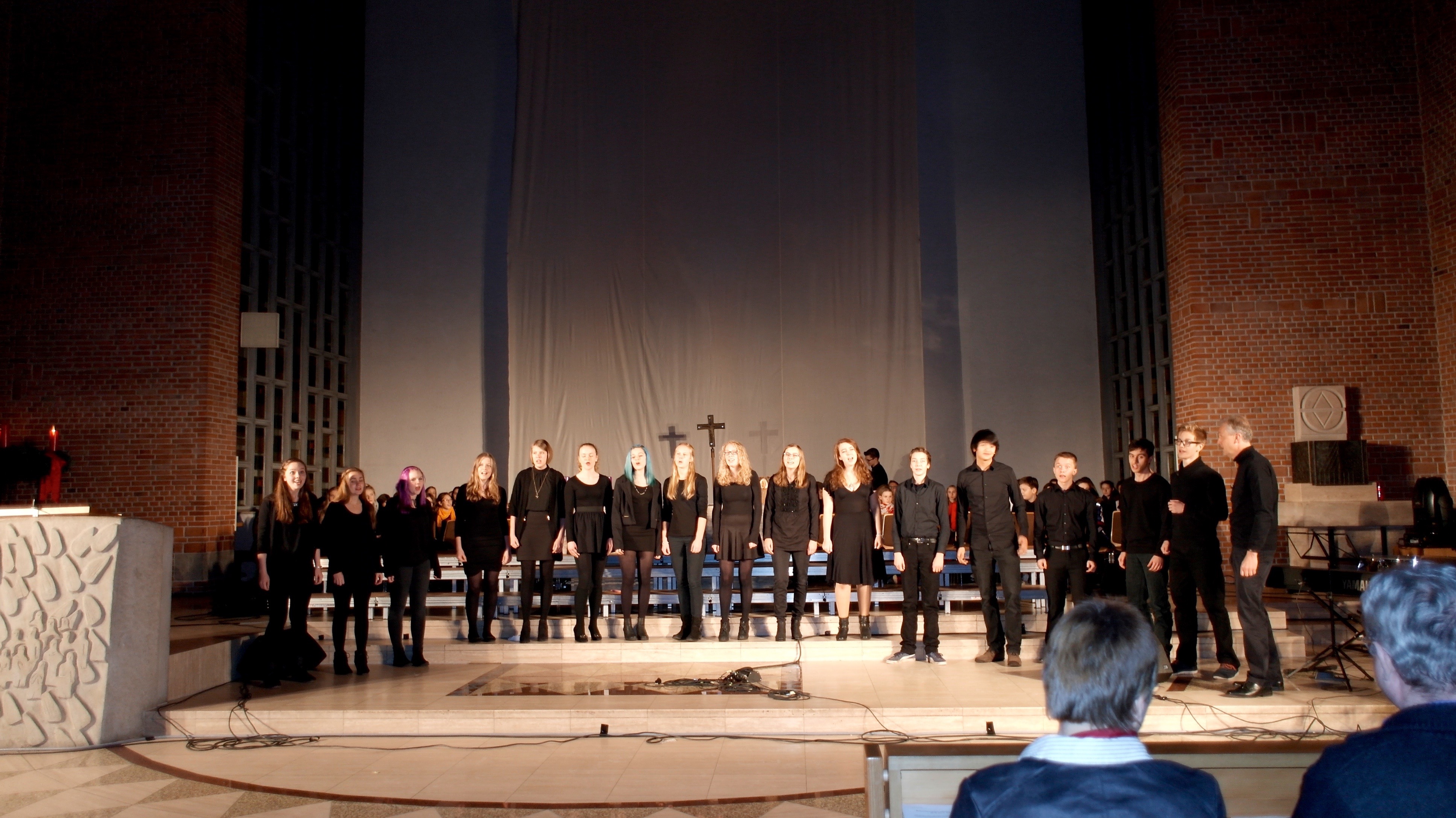 Mixed Voices WKonzert 2015.jpg